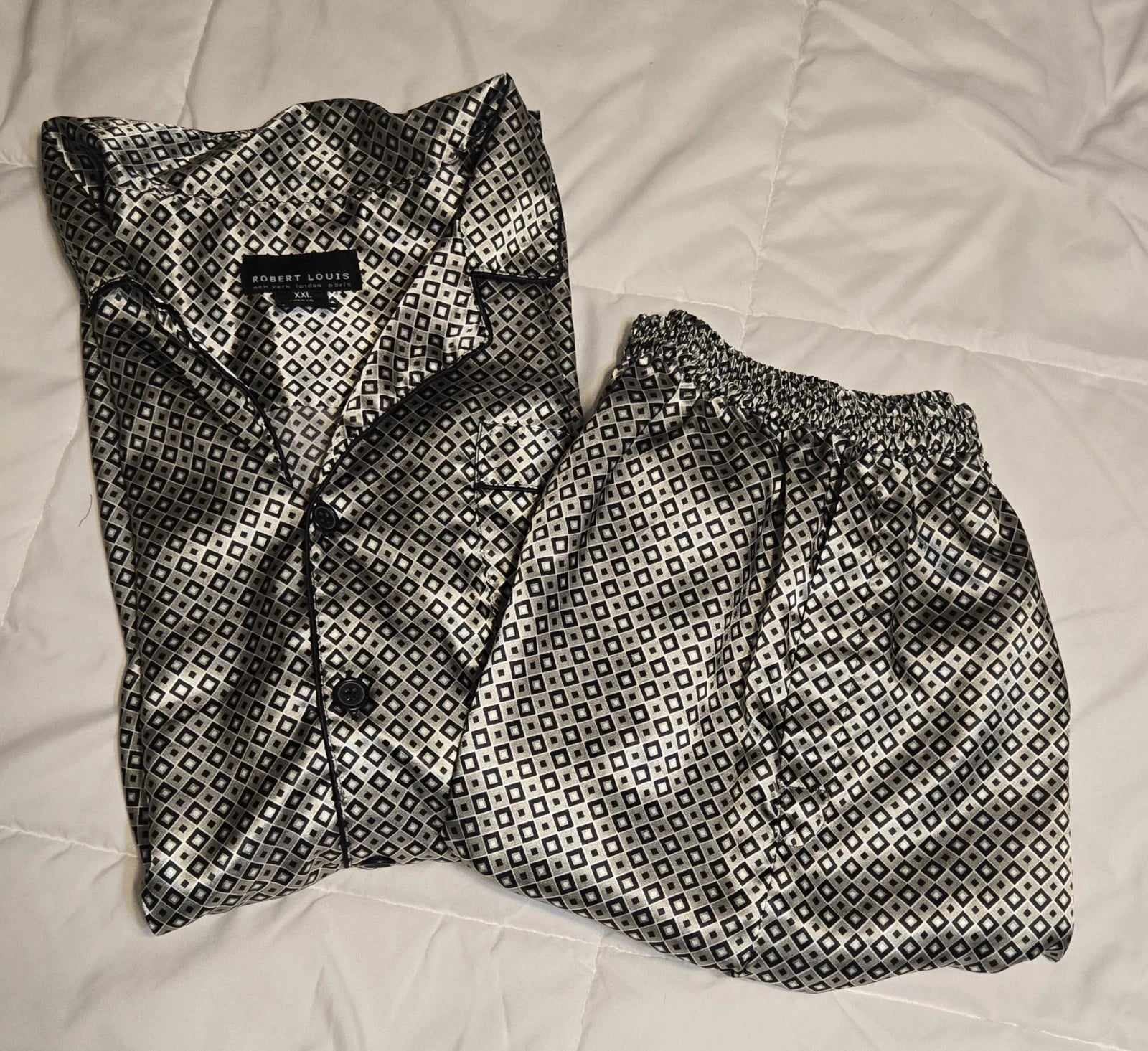 Robert Louis Mens XXL Silk Blend Short Sleeve Pajamas Black Diamond Pattern