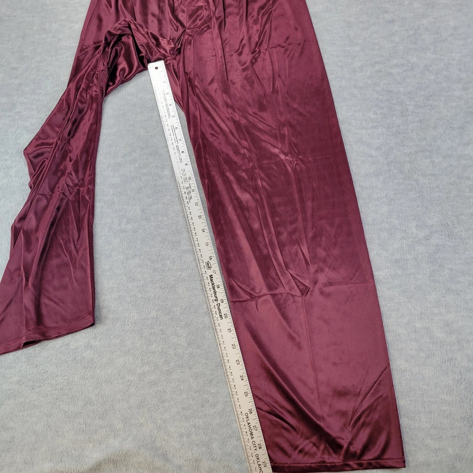 Stafford Pajama Set Satin Madeira Wine Sleepwear L/S Shirt & Pants Mens M NWT