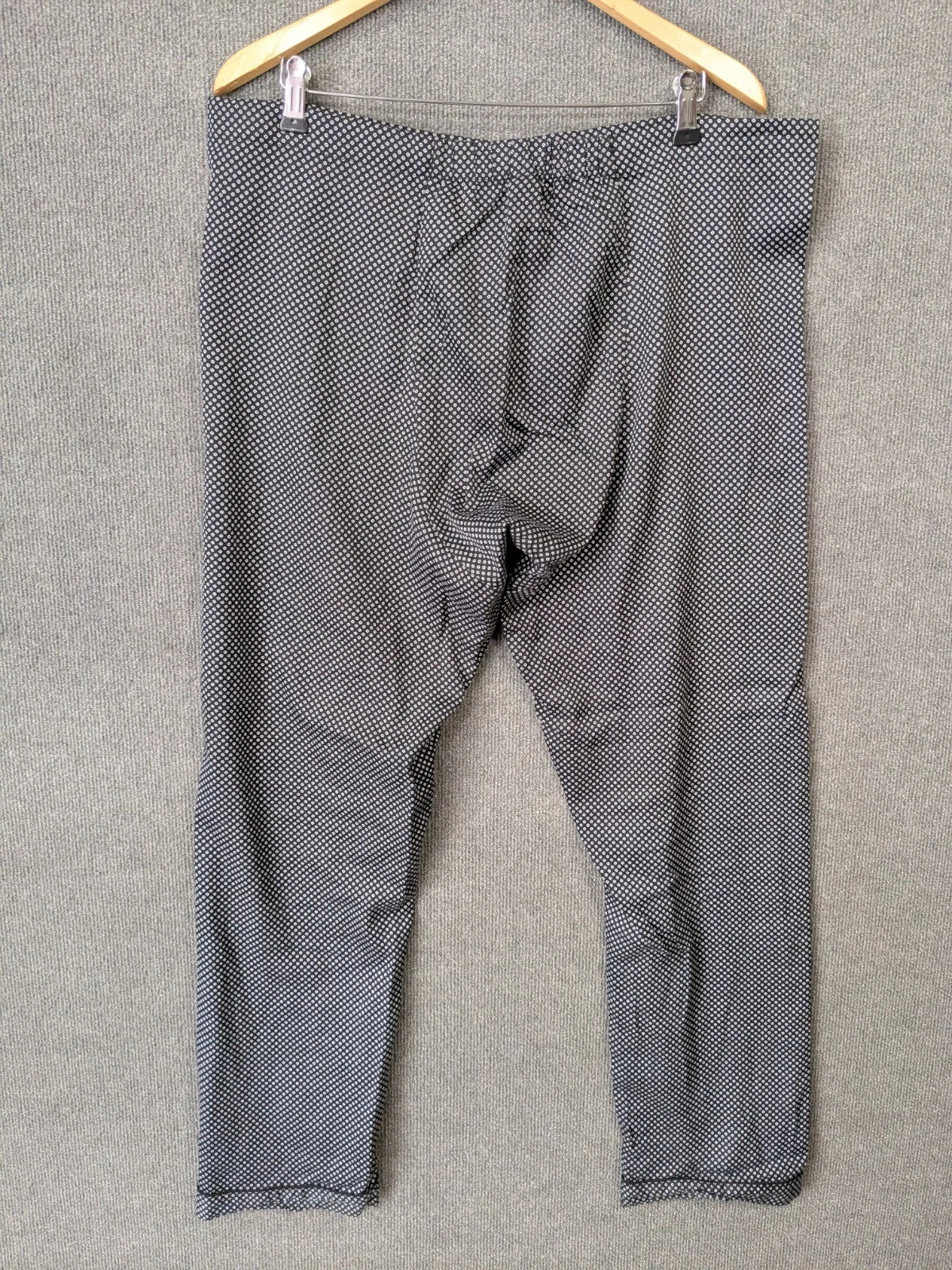 TravelSmith Pajama Set Men Medium Classic Button 2 Piece Black White Shirt Pants