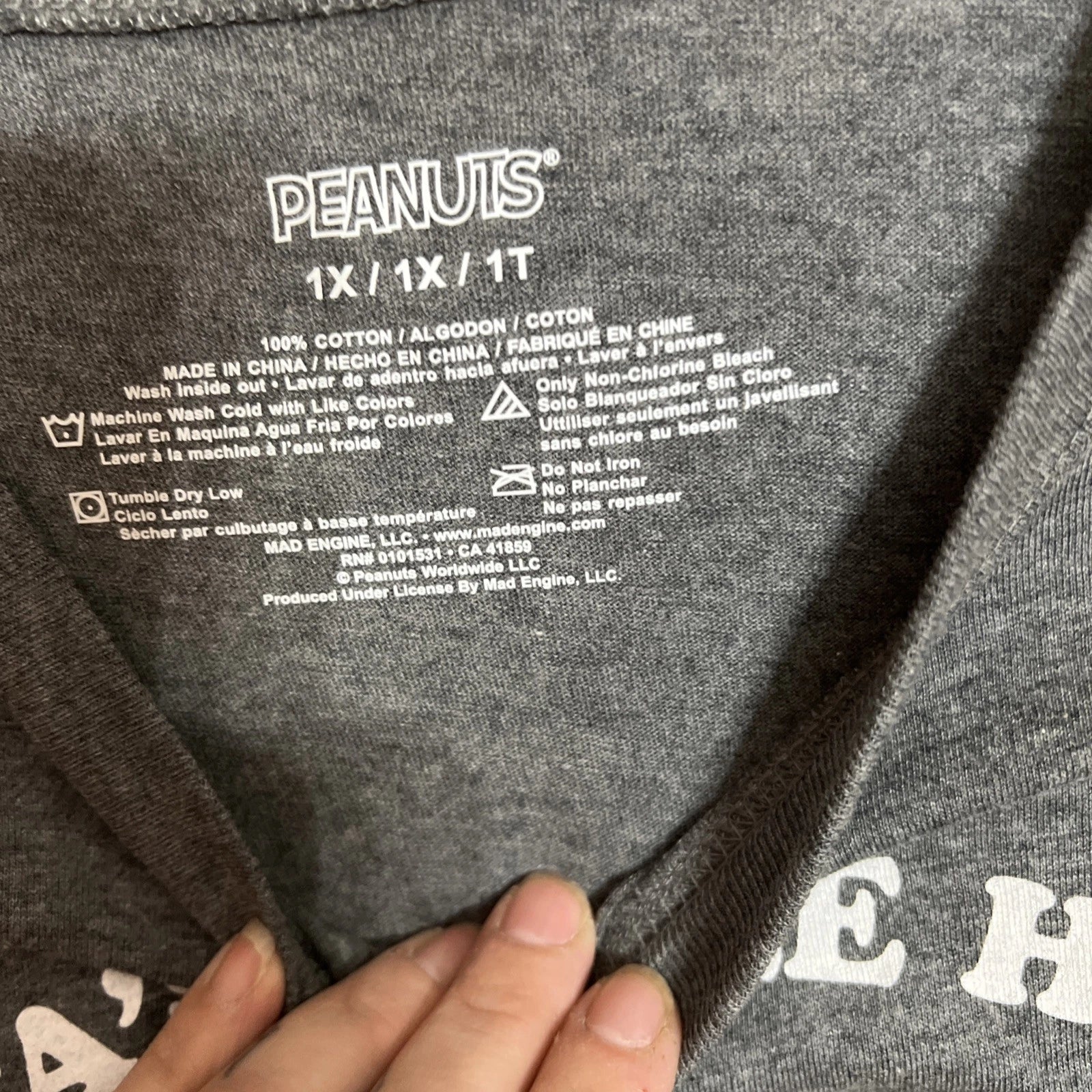 Peanuts Santa’s Little Helper Snoopy Pajama Set Size1X  Adults