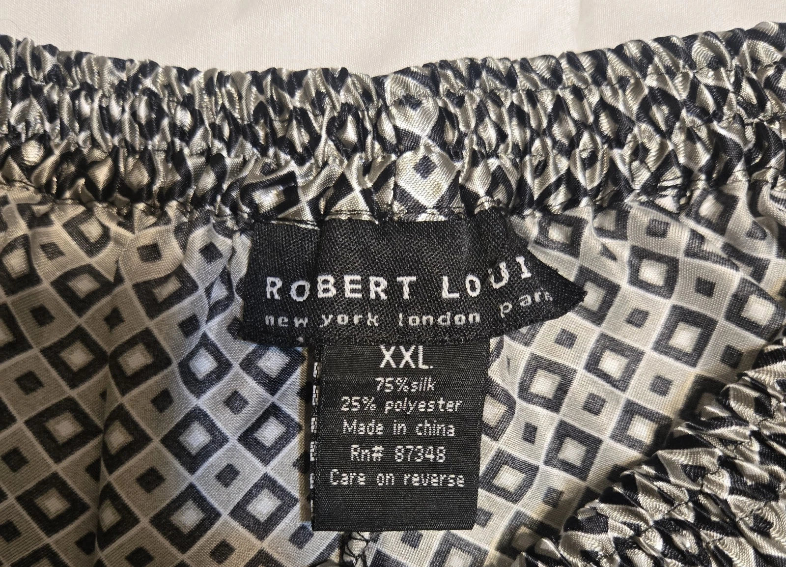Robert Louis Mens XXL Silk Blend Short Sleeve Pajamas Black Diamond Pattern