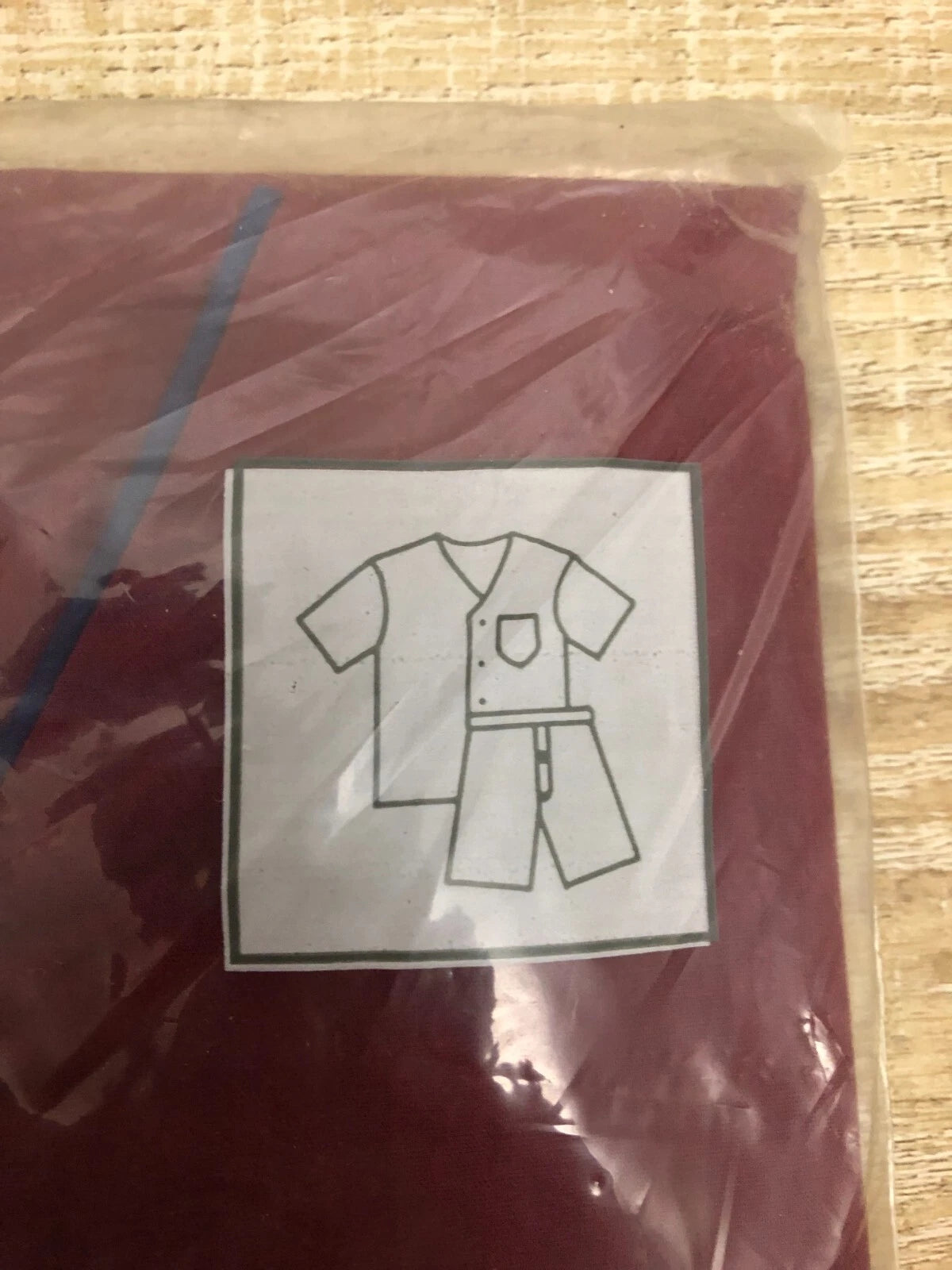 VTG Crescent Bay Men's Pajamas 2 Piece Red Size M Short Sleeve Knee High NIB