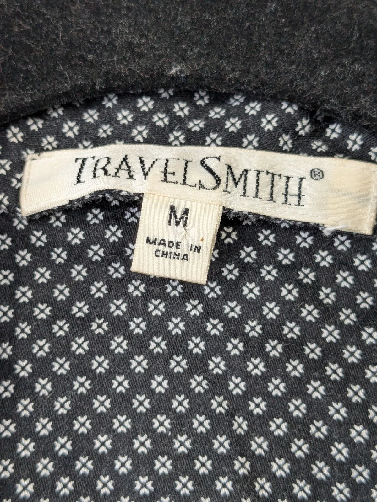 TravelSmith Pajama Set Men Medium Classic Button 2 Piece Black White Shirt Pants