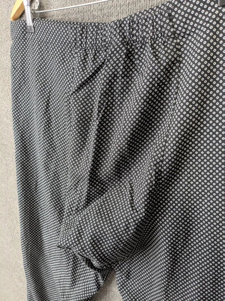 TravelSmith Pajama Set Men Medium Classic Button 2 Piece Black White Shirt Pants