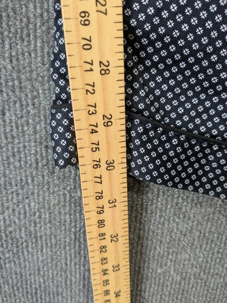 TravelSmith Pajama Set Men Medium Classic Button 2 Piece Black White Shirt Pants