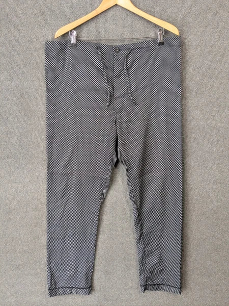 TravelSmith Pajama Set Men Medium Classic Button 2 Piece Black White Shirt Pants