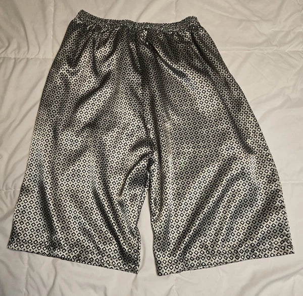 Robert Louis Mens XXL Silk Blend Short Sleeve Pajamas Black Diamond Pattern