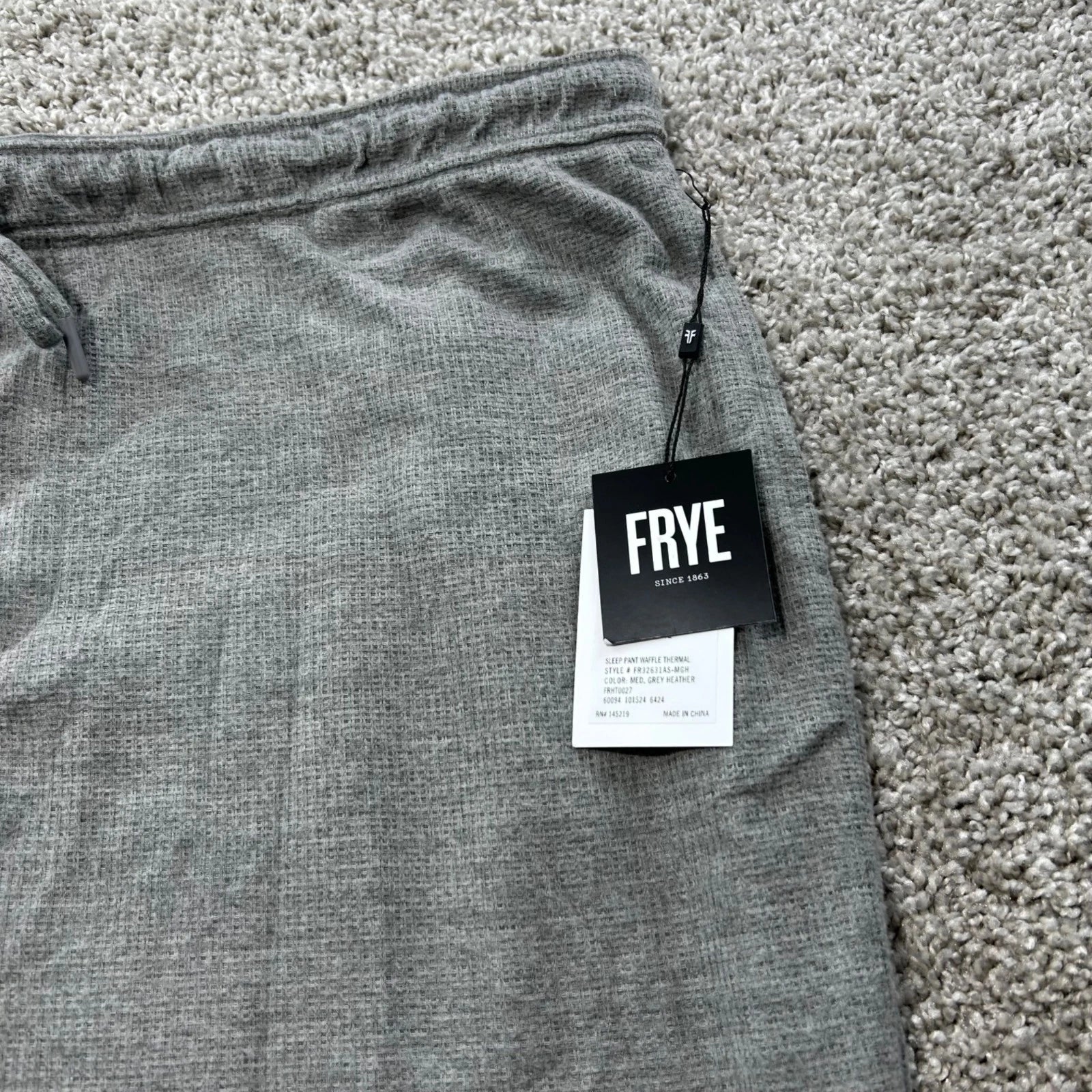 Frye Mens Gray Pajama Set XL Polyester Blend Shirt & Pants