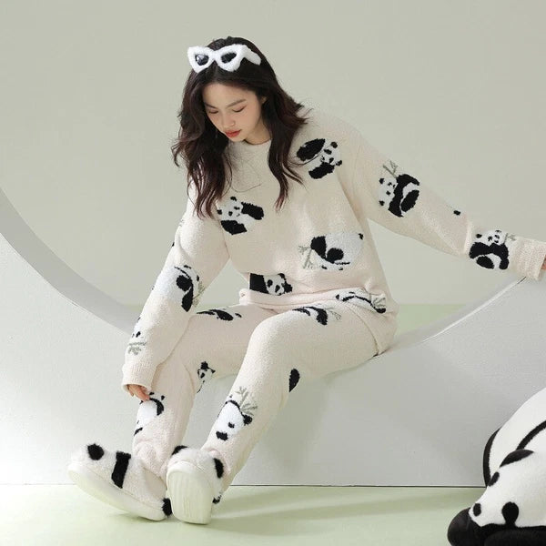 New Couple Casual Homewear Winter Warm Comfortable Panda Fashionable Pajamas Set